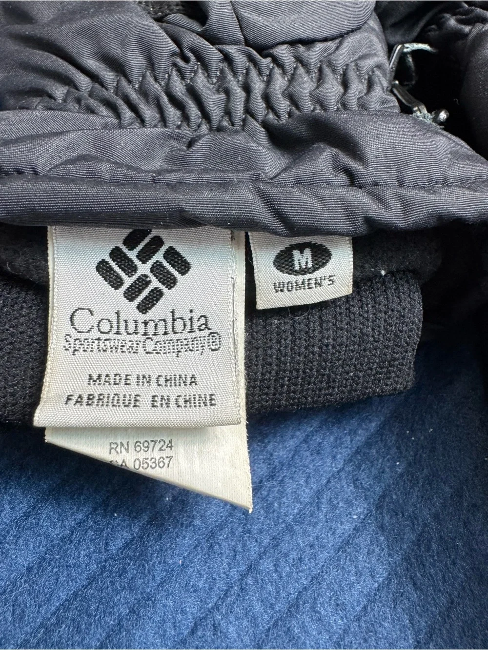 Columbia Black Quilted Mittens with Grip Panels